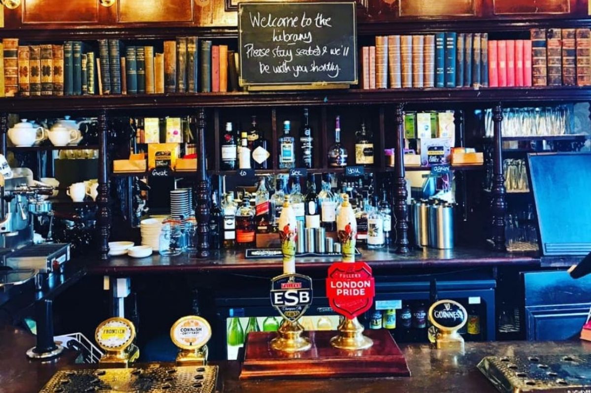 The 7 Historical Pubs You Must Visit In London