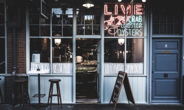 Photo for: From Asterley Brothers to Hacha Dalston, here are some of the best London bars that are delivering
